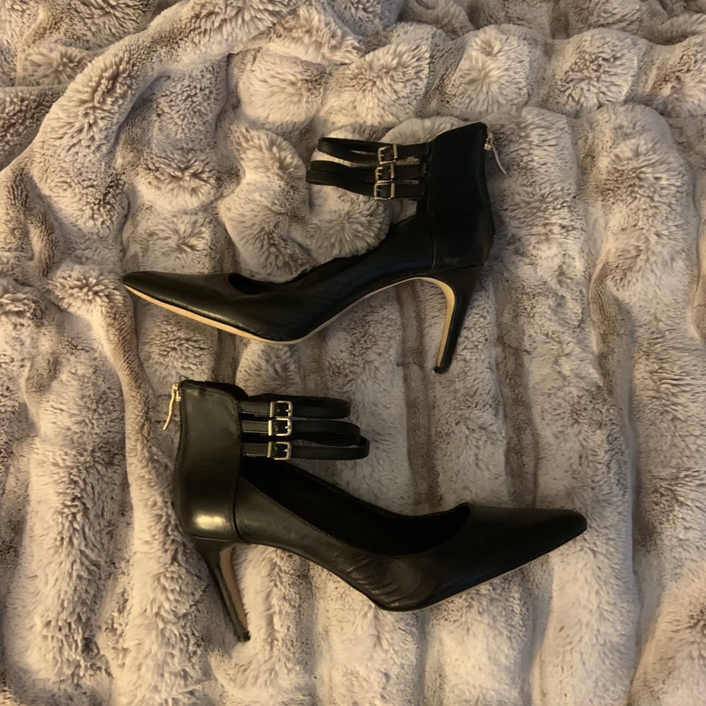Strappy Black Pointed heels
